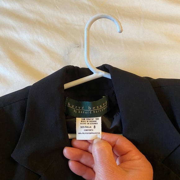 Blazer - Picture 3 of 6